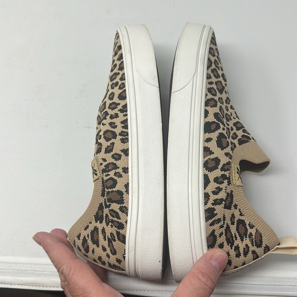 Reebok loafers size 9 - Picture 5 of 7